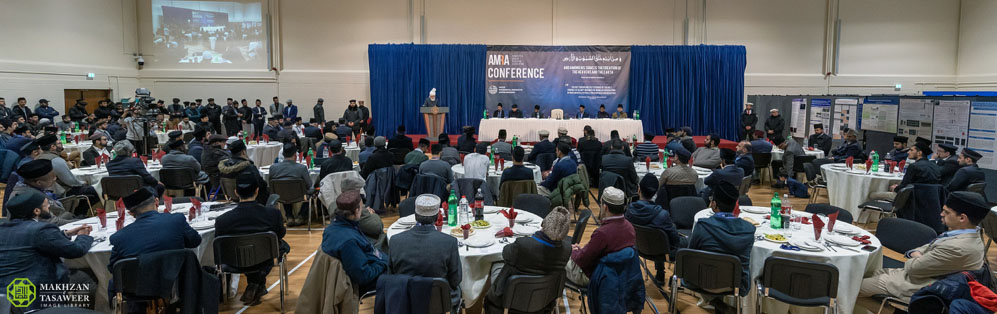 You are currently viewing Head of Ahmadiyya Muslim Community Delivers Keynote Address to First International Ahmadiyya Muslim Research Association Conference